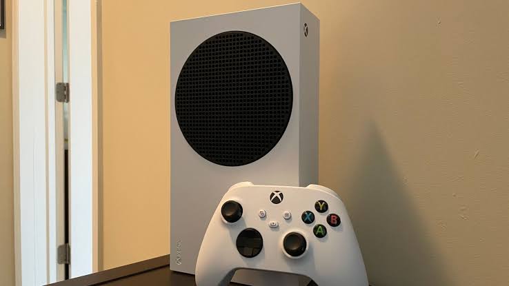 Xbox Series S and X Price Hike Strategy Signals Repeat of Xbox One Launch Disaster